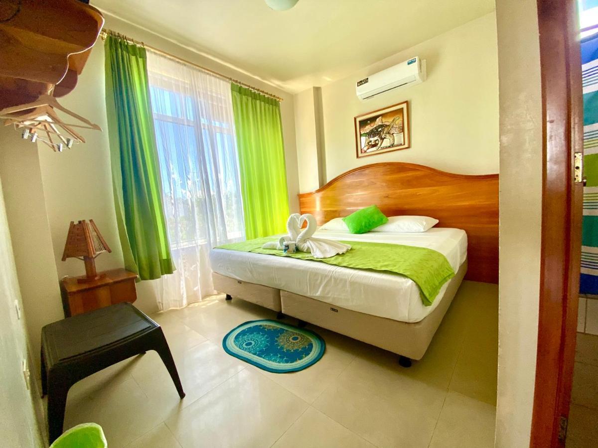 Hotel El Rincon De George Puerto Villamil Exteriér fotografie