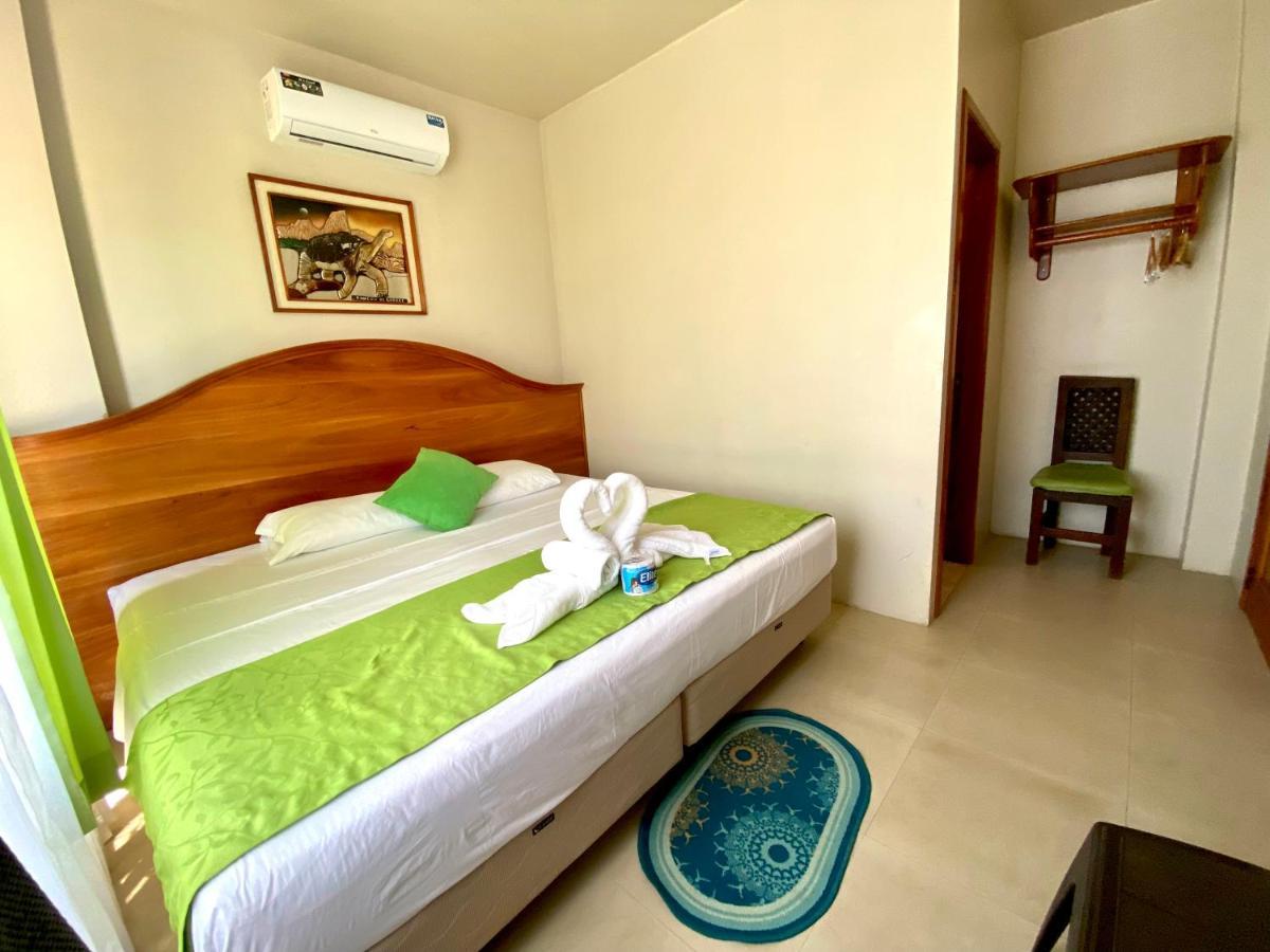 Hotel El Rincon De George Puerto Villamil Exteriér fotografie