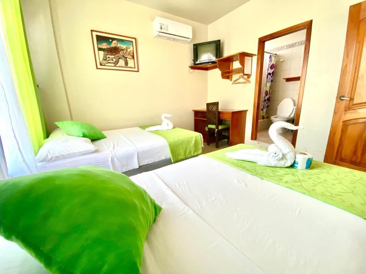 Hotel El Rincon De George Puerto Villamil Exteriér fotografie